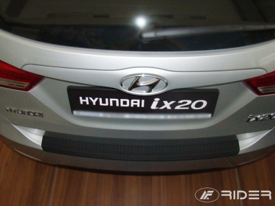 Hyundai ix20 nakładka na zderzak
